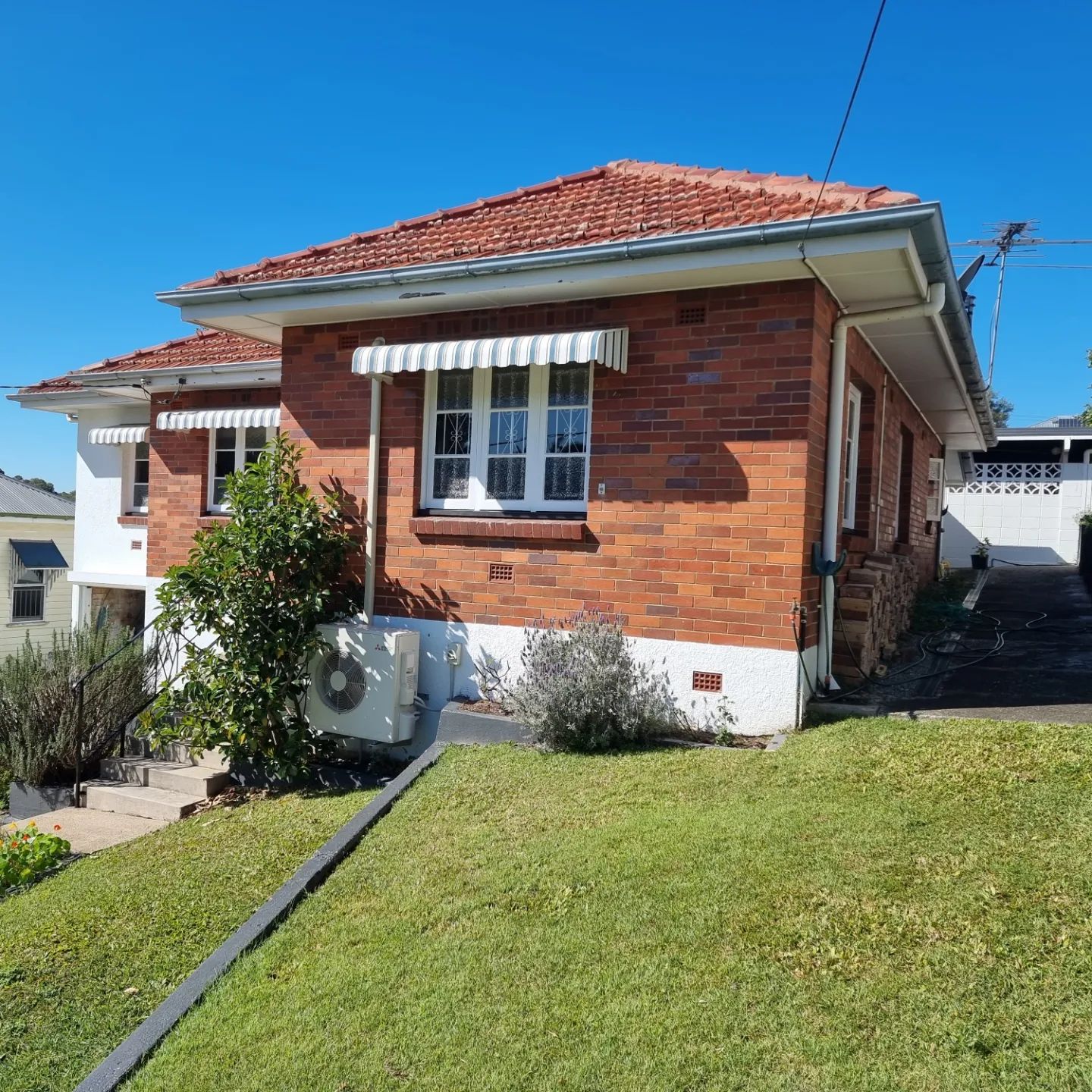 Morningside Facade 3 jpg