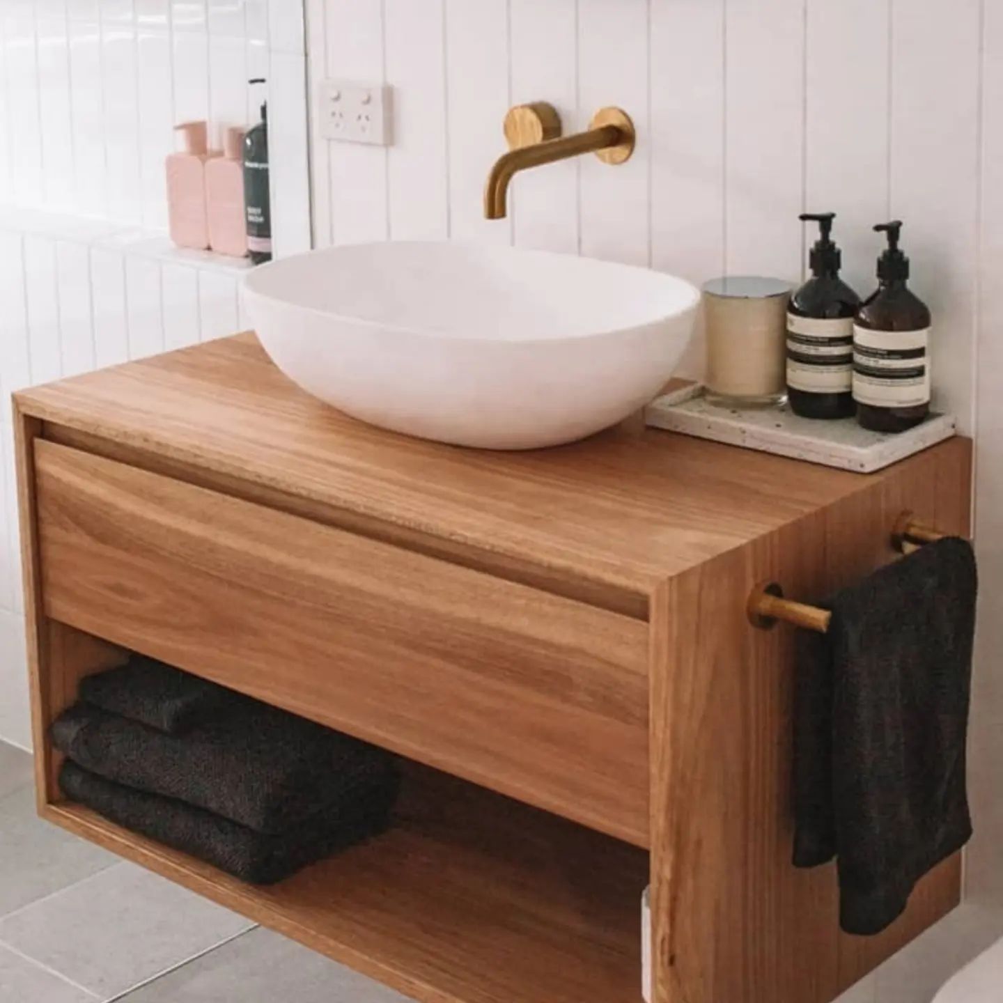 321199244_1375323289894397_1091893509451241789_n